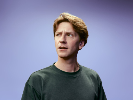 Jorn van Dam - foto MARK DAVID - Cameretten - close up.jpg